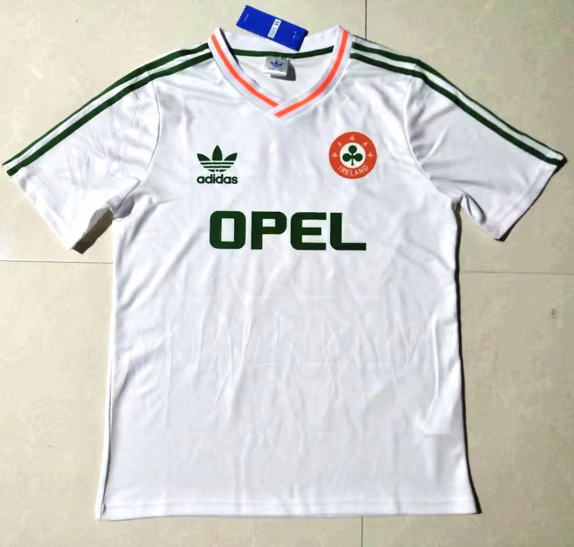 1990 Ireland away Retro.