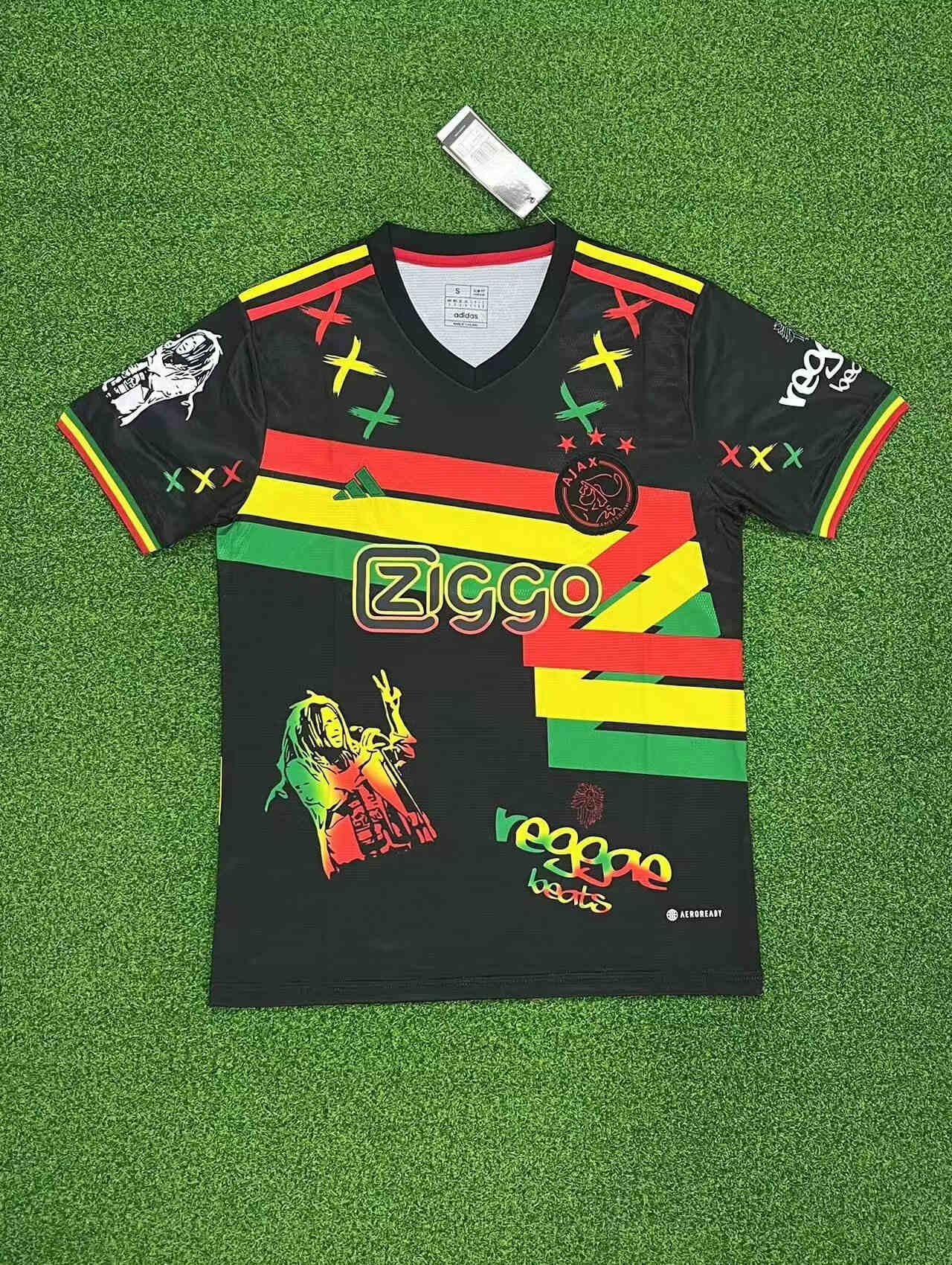 2023-2024   Ajax Graffiti Board